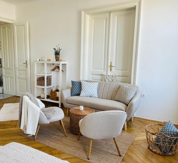 וינה Modernes Design Apartment מראה חיצוני תמונה