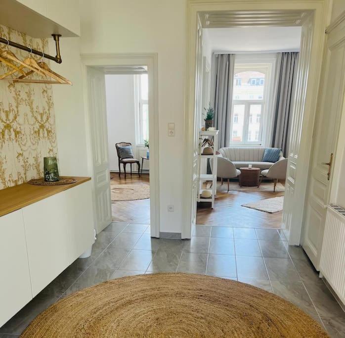 וינה Modernes Design Apartment מראה חיצוני תמונה