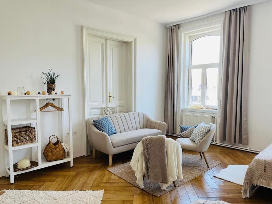 וינה Modernes Design Apartment מראה חיצוני תמונה
